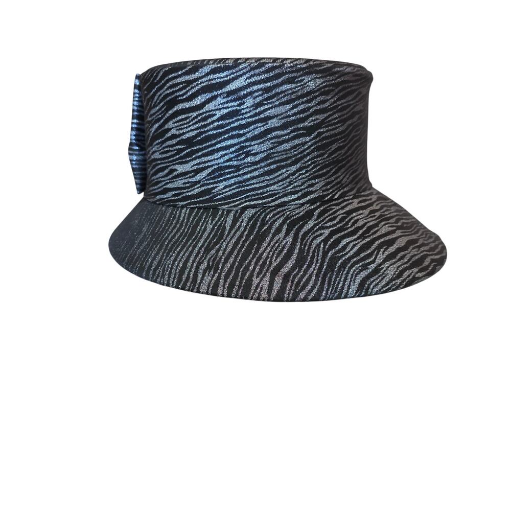 NWT Terramina Black‎ and silver zebra cloche hat, #18 (3254) (box not included)
